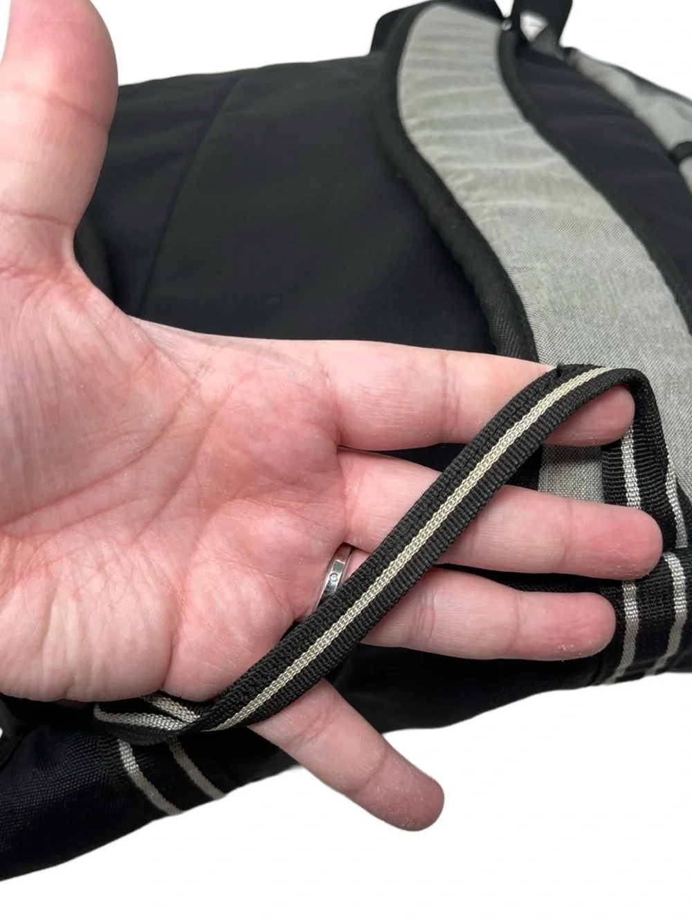 Burton Outing Backpack Black Gray Rucksack Laptop Sleeve School Travel Bag